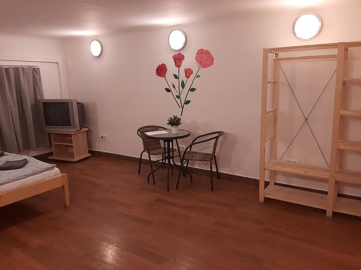 Apartman Vorosmarty Apartment Будапеща Екстериор снимка