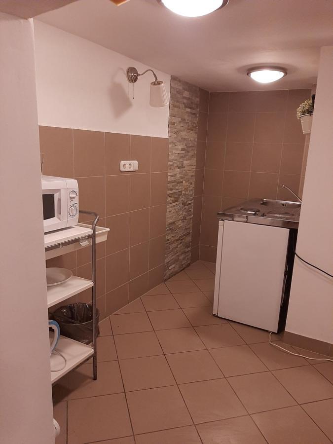 Apartman Vorosmarty Apartment Будапеща Екстериор снимка