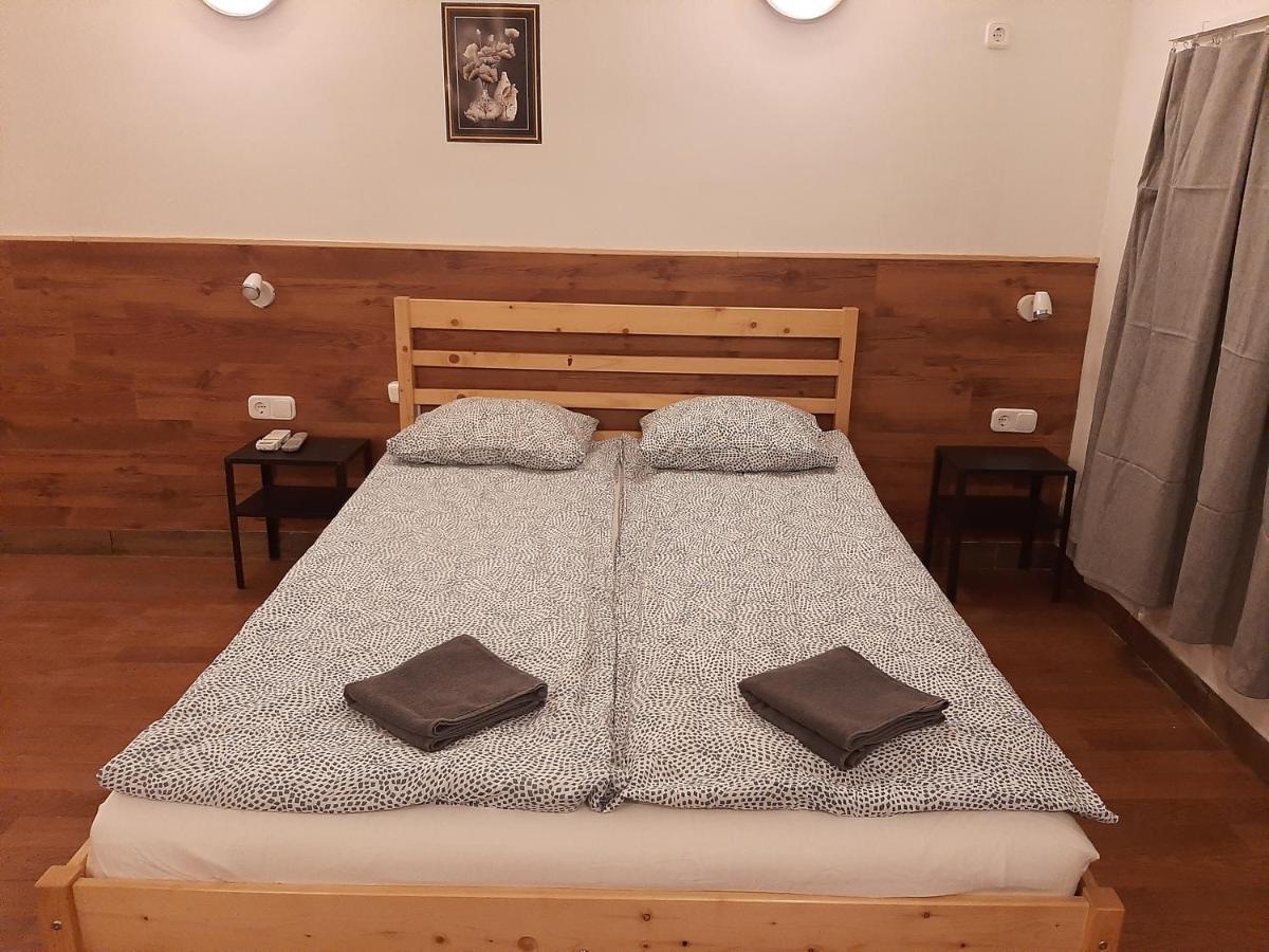 Apartman Vorosmarty Apartment Будапеща Екстериор снимка