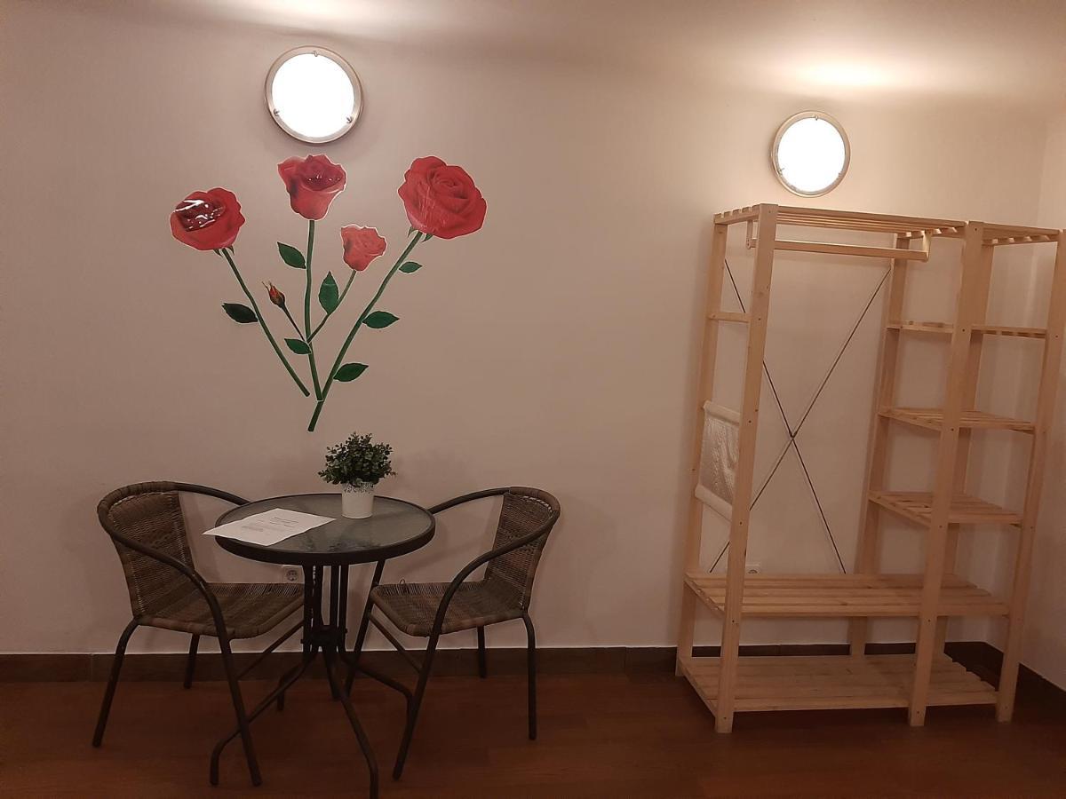 Apartman Vorosmarty Apartment Будапеща Екстериор снимка