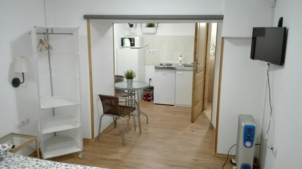 Apartman Vorosmarty Apartment Будапеща Екстериор снимка