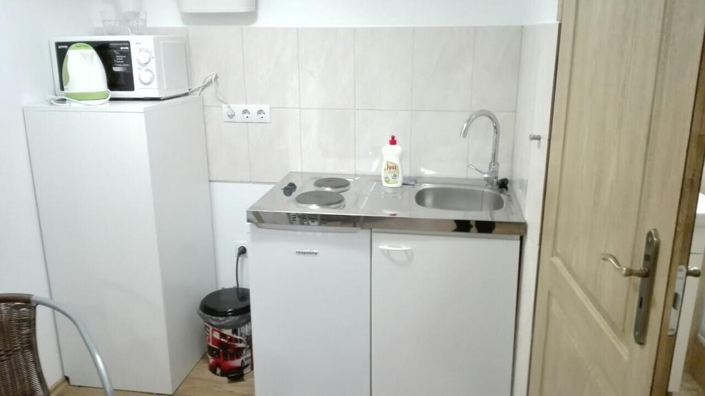 Apartman Vorosmarty Apartment Будапеща Екстериор снимка