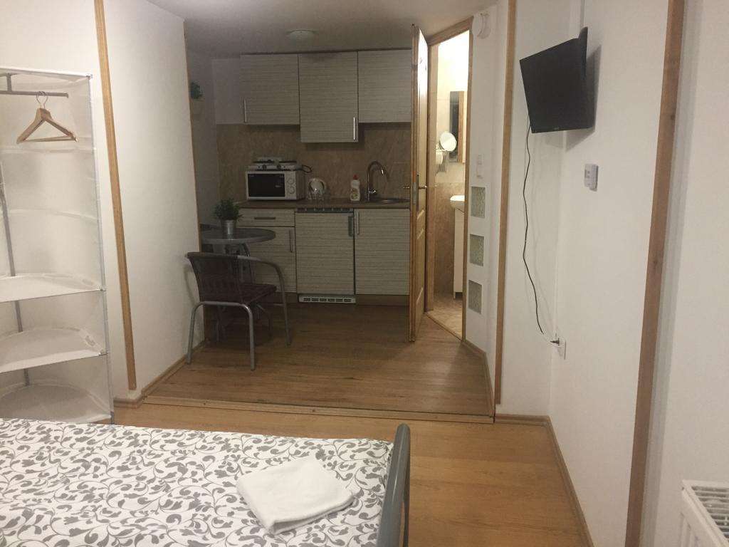 Apartman Vorosmarty Apartment Будапеща Екстериор снимка