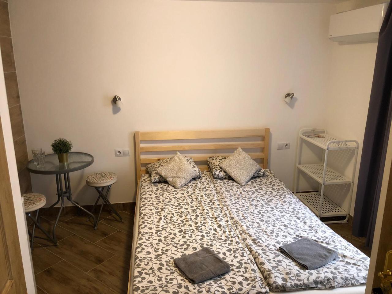 Apartman Vorosmarty Apartment Будапеща Екстериор снимка